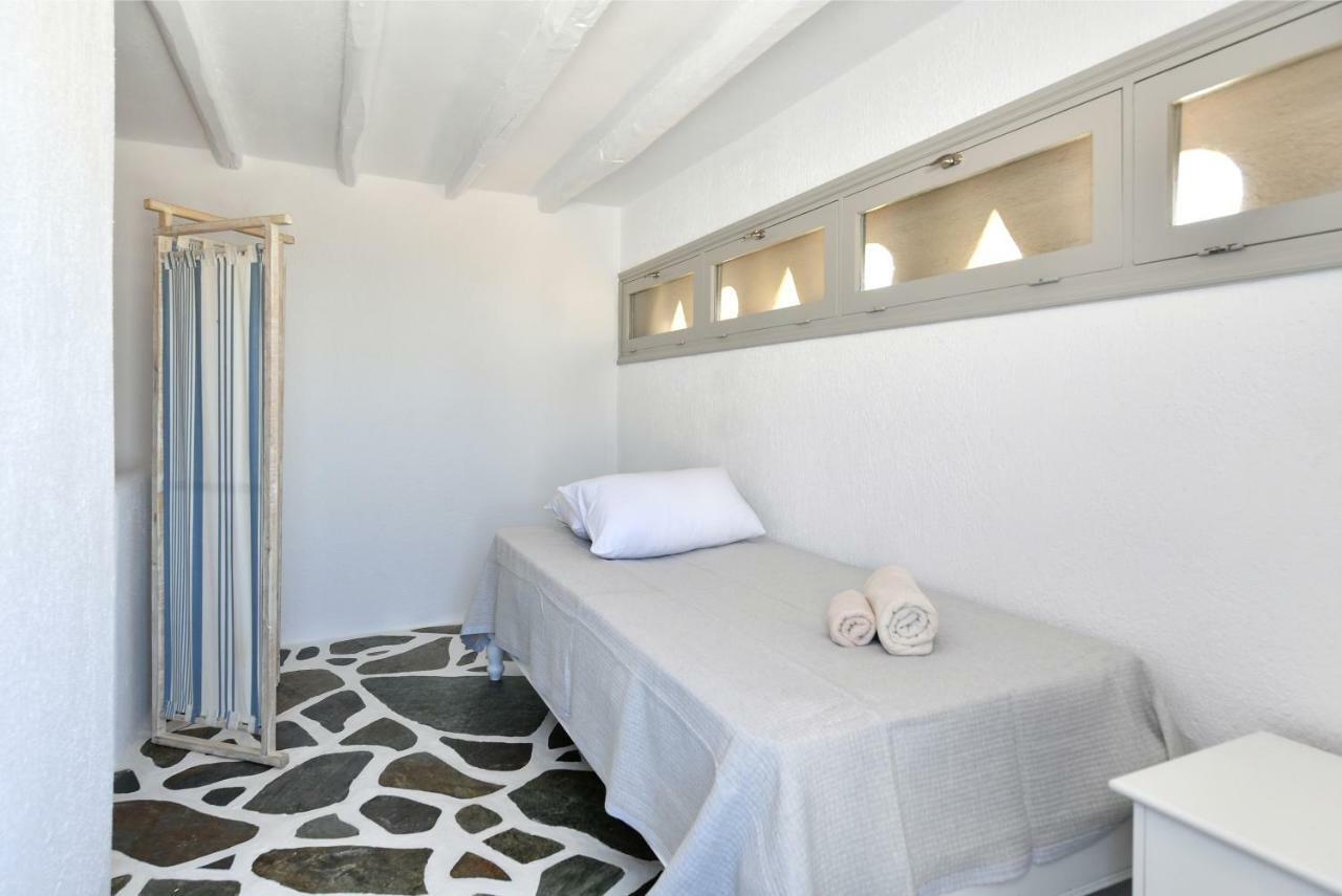 Santa Flora 3 Bedroom House A ParikiaaS Edge Páros Exteriér fotografie