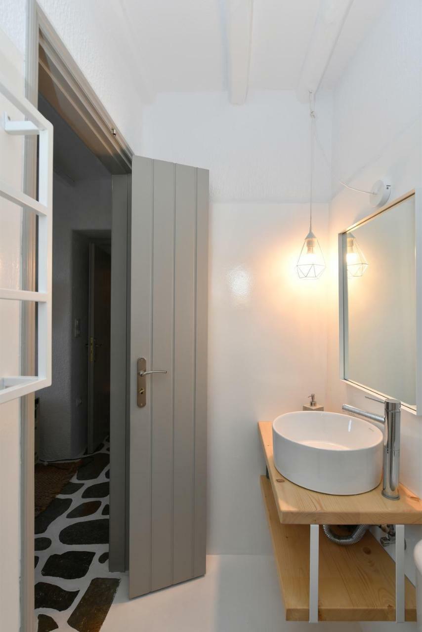 Santa Flora 3 Bedroom House A ParikiaaS Edge Páros Exteriér fotografie